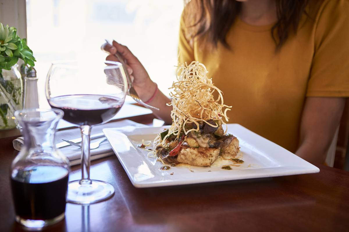 TapRoot Restaurant 170 N. MERCHANT ST. DECATUR, IL 217.330.6365